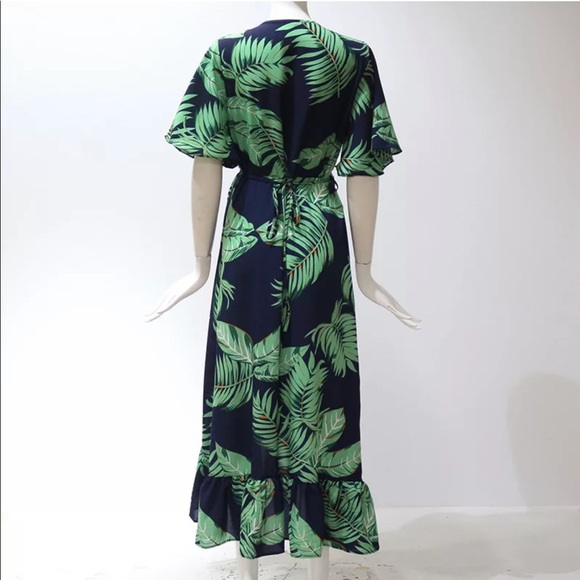 Last 1!NEW Floral wrap dress navy blue leaf casual - Picture 4 of 10
